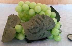 Racimo de Uvas verdes. Imitación Alimentación. 2 Unidades.