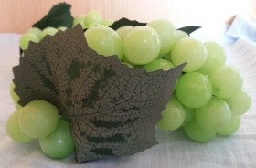 Racimo de Uvas verdes. Imitación Alimentación. 2 Unidades.