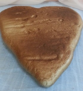 Pan. Corazón de Pan de Jengibre. Imitación alimentos.