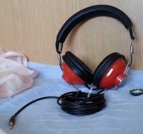 Auriculares. Estilo Vintage. QHP20.