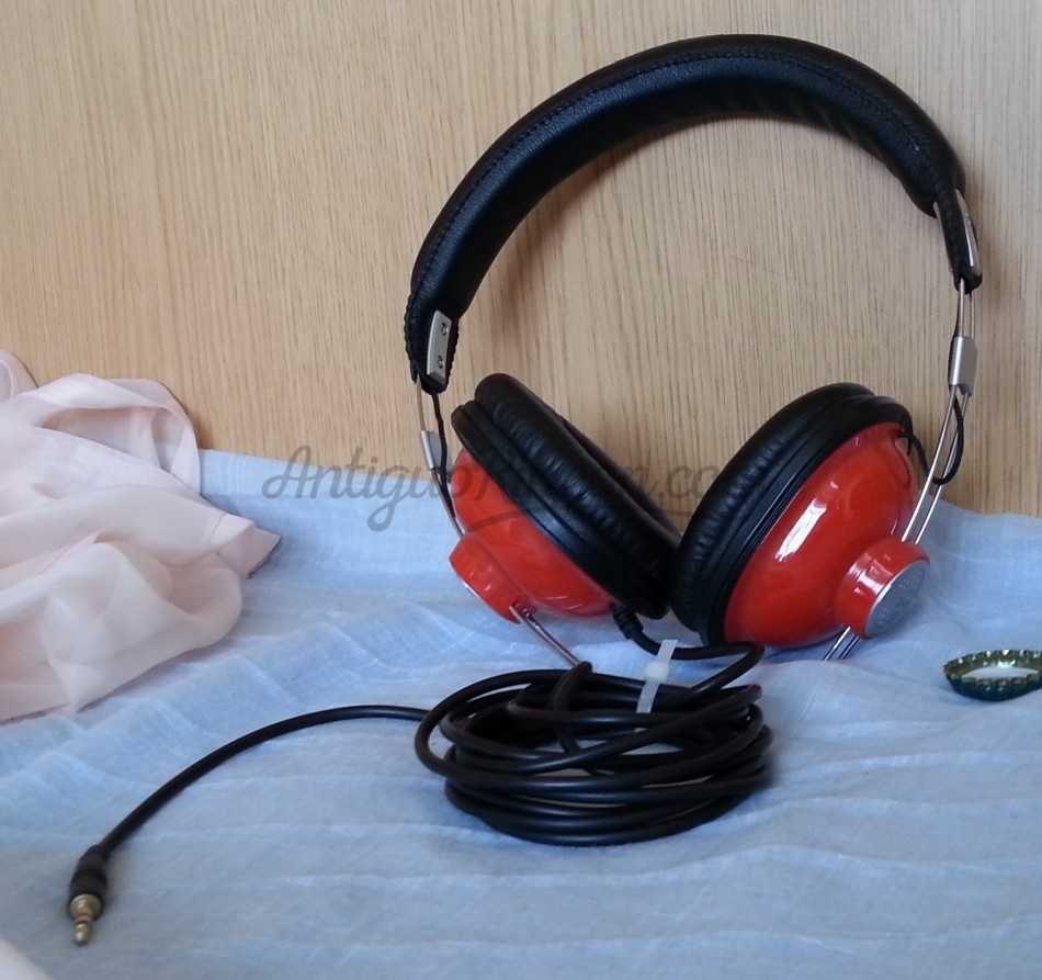 Auriculares. Estilo Vintage. QHP20.