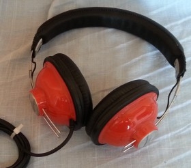 Auriculares. Estilo Vintage. QHP20.