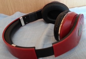 Auriculares. Estilo Vintage.