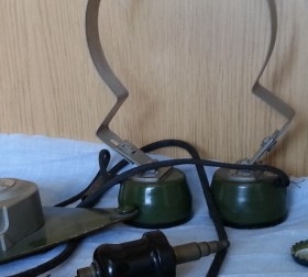 Auriculares Militares. Marca AIEA Anvers.