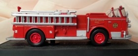 Camión de Bomberos. Modelo escala 1:64.