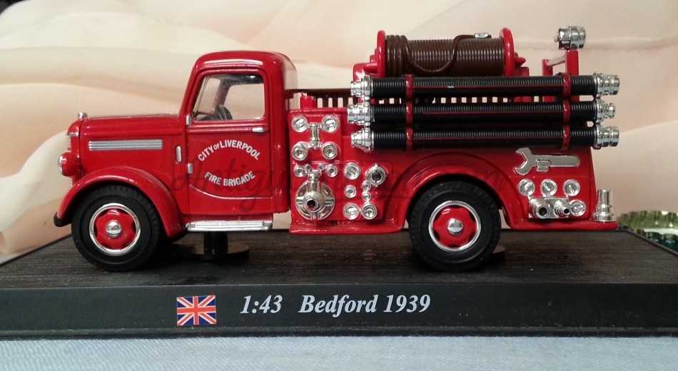 Camión de Bomberos. Modelo escala 1:43.