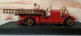 Coche de Bomberos. Modelo escala 1:64.