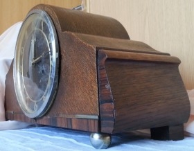 Reloj de mesa. Reloj de chimenea.