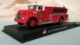 Camión de Bomberos. Modelo escala 1:57.