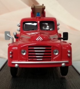 Camión de Bomberos. Modelo escala 1:50.