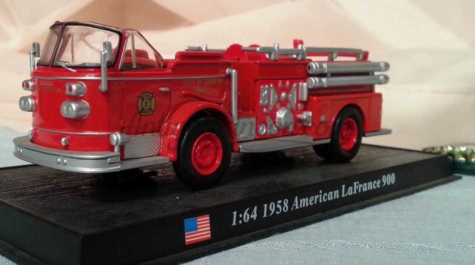 Camión de Bomberos. Modelo escala 1:64.