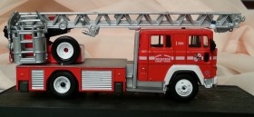 Camión de Bomberos. Modelo escala 1:72.
