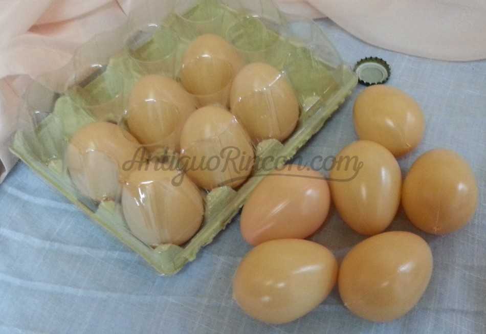 Huevos de gallina. Color Marrón. Imitación alimentos. 12 unidades. Huevos de gallina. Color Marrón. Imitación alimentos. 12 unidades.