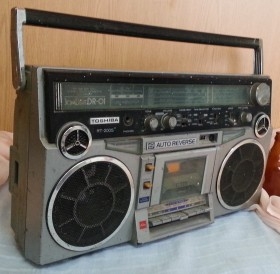 Radio-cassette. Vintage. Marca Toshiba.