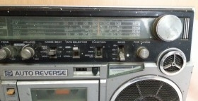 Radio-cassette. Vintage. Marca Toshiba.