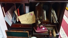 Escritorio de los años 70. Mueble Secreter.