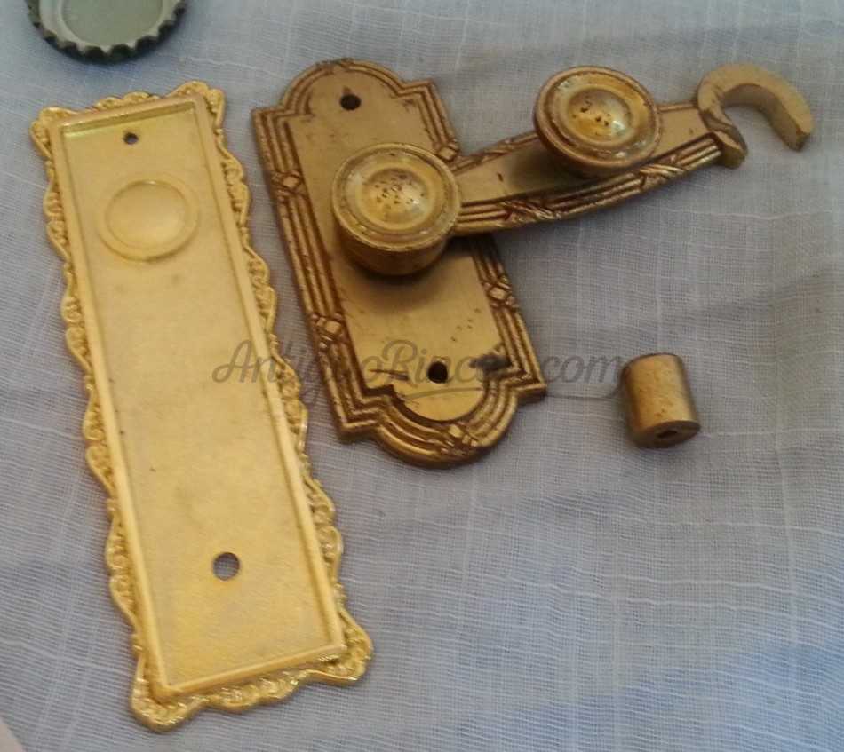 Cerrojo en metal. Años 70. Cerrojo en metal. Años 70.