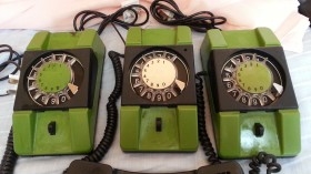Teléfono vintage. Años 70. Tres unidades.