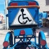 Triciclo. Carrito minusválidos. Magnífica antigüedad. Para restaurar sus ruedas.cionando.