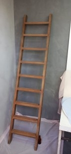 Escalera. Madera. Escalera de trabajo años 80-90. Grande.