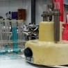 Laboratorio. Conjunto vintage de centrifugadora de laboratorio y soporte tubos de ensayo.