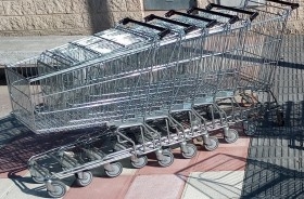 Carros de la compra para supermercado. Metálicos. Buen estado. Carrito.