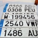 Matrículas para vehículos de escena. Son matrículas imposibles solo para alquilar a productoras.