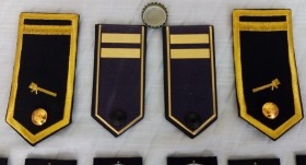 Hombreras e insignias de Policía Nacional. CPN.