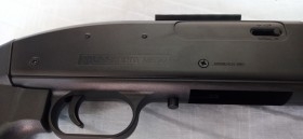 Escopeta de bombeo. Airsoft.