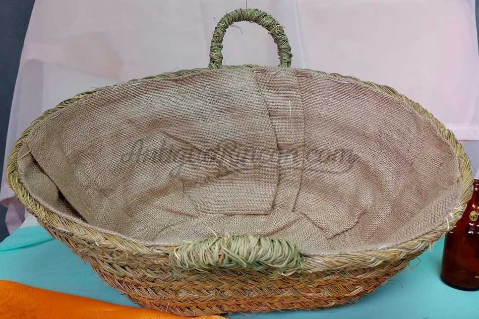 Cesta de esparto. Perfecto estado. Cestos. Leñero. Cesta de esparto. Perfecto estado. Cestos. Leñero.