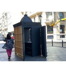 Quiosco. Emblemático quiosco construido para el cine. Alquiler. Kiosco.
