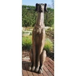 Perro. Enorme figura de galgo en resina. 78 cm de altura.