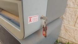 Máquina de tabaco. Vending. Grande. Para atrezzo o decoración. No funciona.