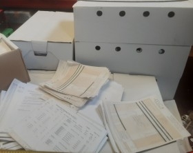 Archiveros. Archivadores en cajas con miles de documentos para utilizar como atrezzo en rodajes.