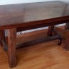 Mesa. Gran mesa en madera para salón. Rústica y fuerte.