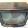 Televisor viejo marca SONY. Para piezas o decoración.