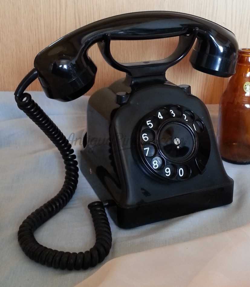 Teléfono antiguo de rueda. teléfono de decoración Stock Photo