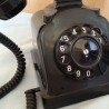 Teléfono antiguo en baquelita y metal. Doble campana.