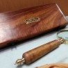 Lupa estilo vintage en madera y metal. Réplica de las lupas de escritorio de los años 20