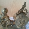 Reloj de sobre-mesa en cerámica + pareja de candelabros a juego