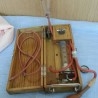 Anestesia. Antiguo aparato médico para aplicar anestesia.