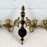 Candelabros en bronce de pared. Conjunto de 3 candelabros de doble brazo.