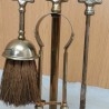 Chimenea. Conjunto utensilios de chimenea en latón. Años 70.