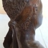 Escultura. Busto de madera tallada artesanalmente. Origen cubano.
