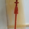 Lámpara de suelo. Lámpara de pie. Años 70. Esmaltada en color naranja.