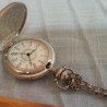 Reloj de bolsillo con cadena para señora. Replica