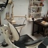 Clínica dental completa. SIEMENS TRIUMPH. Años 60-70 Torre dental y sillón de dentista.
