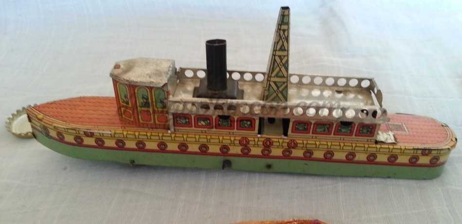 Barco de Vapor. Juguete fabricado en chapa. A os 40