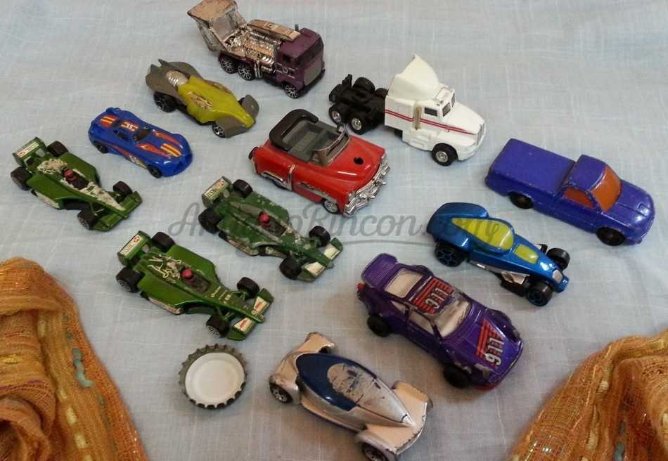 Cochecitos de juguete. Fabricados en metal y pl stico