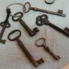 Llaves antiguas de puertas. Colección de 6 llaves originales.